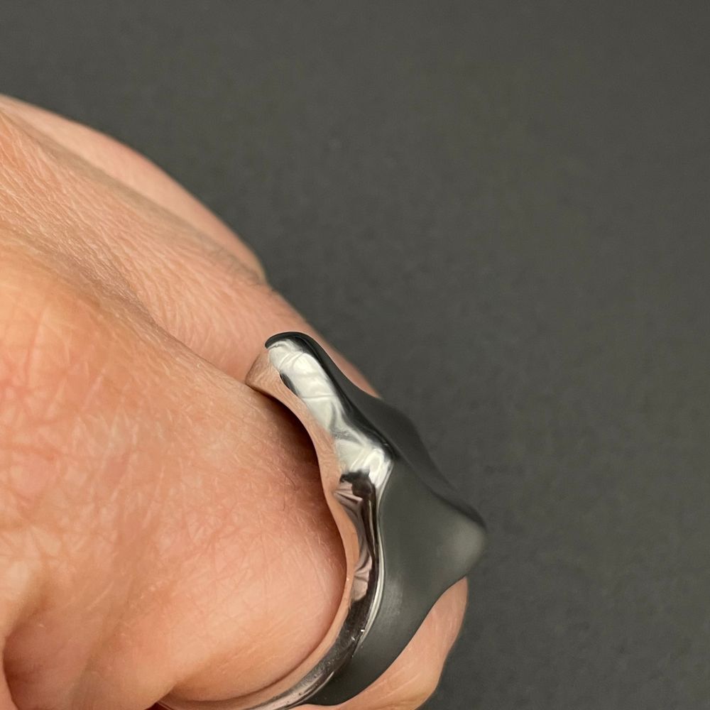 Robert Lee Morris Silver and Black Men's Ring - Picture 6 of 9